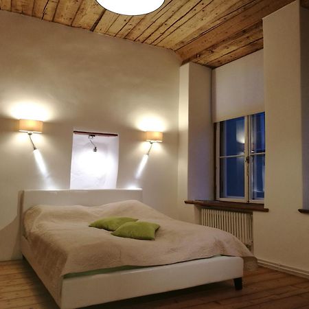 Old Town Niguliste Residence Tallinn Bagian luar foto